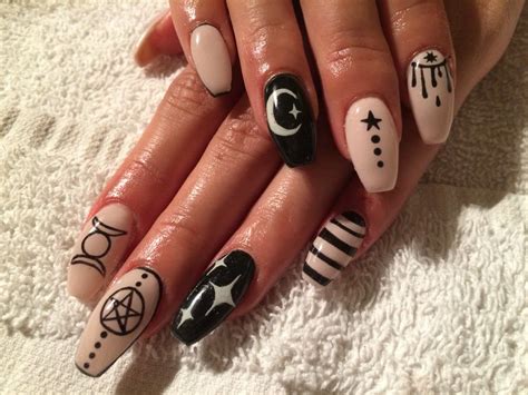 Embracing the Witch Within: Nail Art Trends in Bridgeport, CT